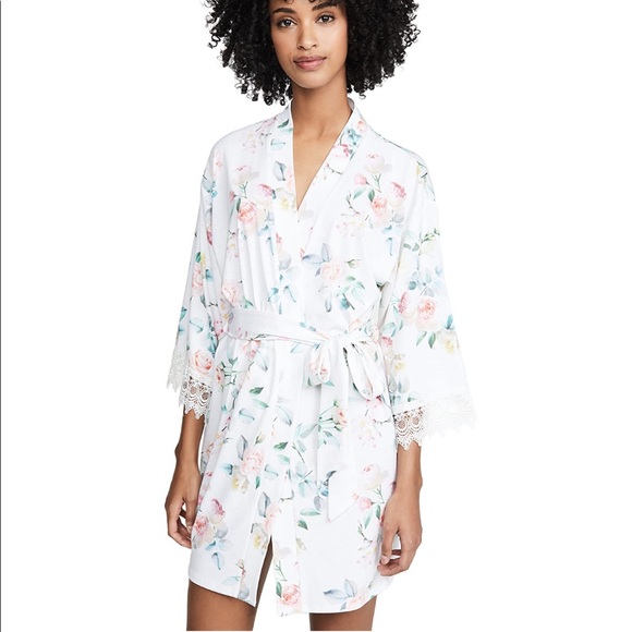 Flora Nikrooz Robe - Picture 2 of 5